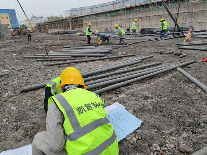 无锡螺栓球网架结构